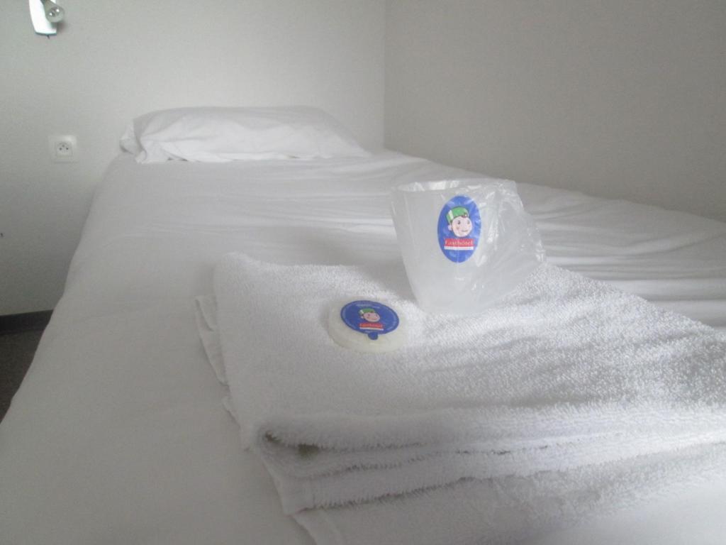 Relais Fasthotel Quimperlé エクステリア 写真